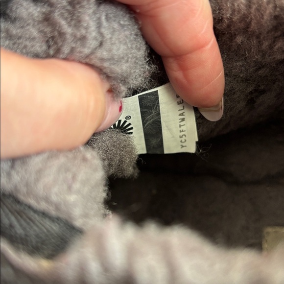 UGG Neumel boots - Picture 6 of 7